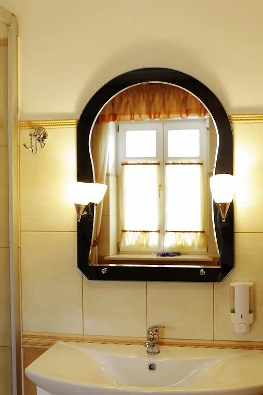 Mini-Hotel Under The Roof 0*, Lviv Ukraine